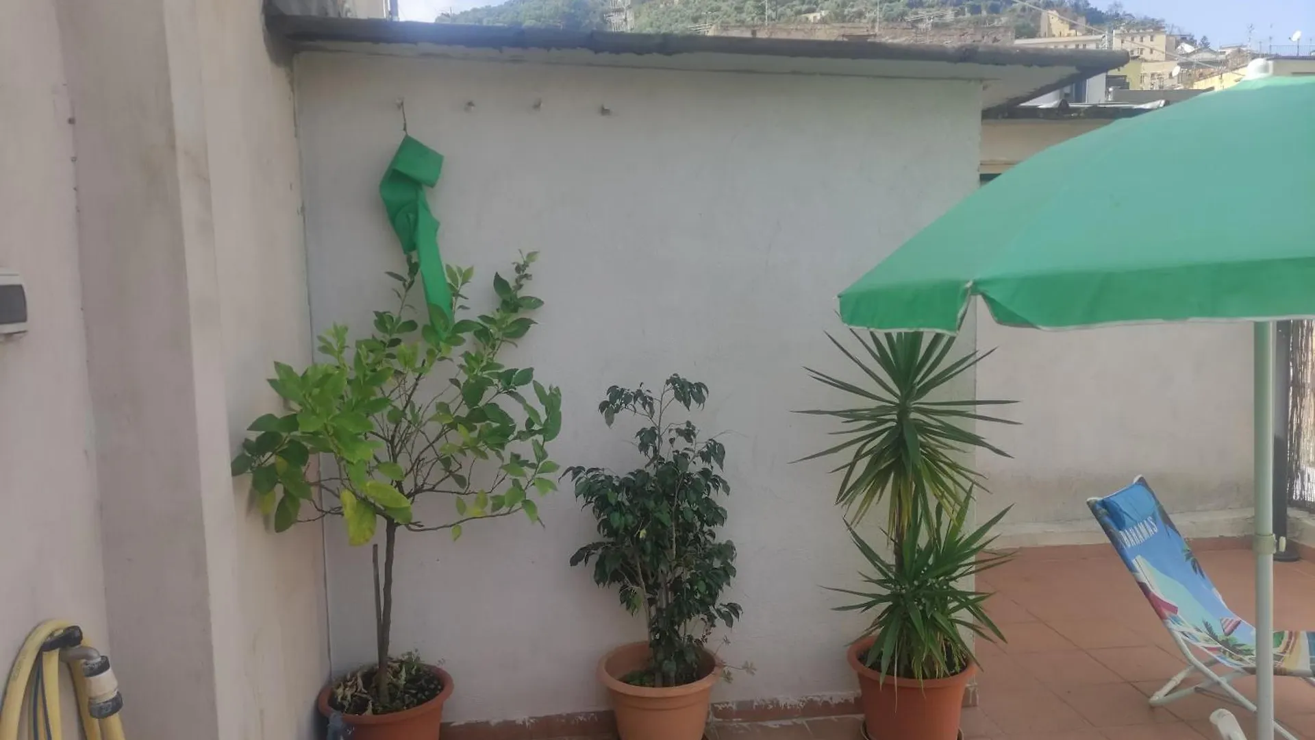 Apartmán Vacanzella Casa Vacanza Appartamento In Centro Con Terrazzo Neapol